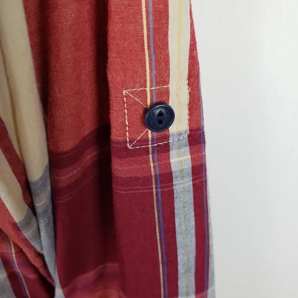 Levis Button Up Shirt Lightweight Long Sleeve Red Blue Retro Plaid Size Large